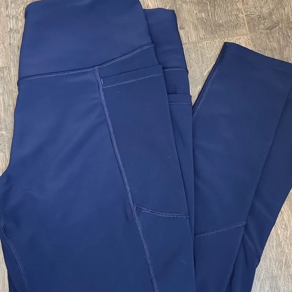Victoria's Secret Total Knockout leggings - Picture 7 of 7
